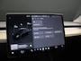Tesla Model Y RWD 58 kWh [PANORAMADAK, APPLE CARPLAY, ANDROID AUTO, ELEKTRISCHE STOELEN, PDC, CAMERA, STOELVERWARMING, STUURVERWARMING, KEYLESS ENTRY, KEYLESS START, DODEHOEKDETECTIE, CLIMATE CONTROL, NIEUWSTAAT]