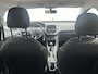 Peugeot 208 1.2 PT Blue Lease