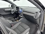 Volvo EX40 Twin Motor Plus 82 kWh | 19" | Panoramadak | Leder/Nubuck | 360 Camera | Harman Kardon | Adaptieve Cruise | BLIS | Keyless | Elektr. Achterklep | Stoel/Stuurverwarming | Warmtepomp | Parkeercamera