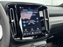 Volvo EX40 Twin Motor Plus 82 kWh | 19" | Panoramadak | Leder/Nubuck | 360 Camera | Harman Kardon | Adaptieve Cruise | BLIS | Keyless | Elektr. Achterklep | Stoel/Stuurverwarming | Warmtepomp | Parkeercamera