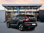 Volvo EX40 Twin Motor Plus 82 kWh | 19" | Panoramadak | Leder/Nubuck | 360 Camera | Harman Kardon | Adaptieve Cruise | BLIS | Keyless | Elektr. Achterklep | Stoel/Stuurverwarming | Warmtepomp | Parkeercamera