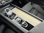 Volvo XC60 T6 Plus Dark | 20" | Panoramadak | Head-up | 360 Camera | Elektr. verst. Stoelen | Stoel/Stuur/Achterbankverwarming | Adaptieve Cruise | BLIS