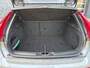 Volvo V40 1.5 T3 Polar+ Sport | R-Design | Trekhaak | Achteruitrijcamera | Parkeersensoren | Parkeerassistent | Panoramadak | Harman Kardon Audio | LED Koplampen | Keyless Entry | Alarm