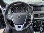 Volvo V40 1.5 T3 Polar+ Sport | R-Design | Trekhaak | Achteruitrijcamera | Parkeersensoren | Parkeerassistent | Panoramadak | Harman Kardon Audio | LED Koplampen | Keyless Entry | Alarm
