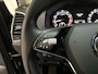 Skoda Karoq 1.0 TSI Business Edition Stoelverwarming Adaptive Cruise Navigatie Parkeersensoren