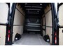 Volkswagen Crafter 35 2.0 TDI L3H3 4Motion Black Edition Full options! Adaptieve Cruise, Camera, Carplay, Stoelverwarming, LED, 4x4, Automaat, 177pk, Clima, Trekhaak, Uniek!