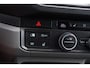 Volkswagen Crafter 35 2.0 TDI L3H3 4Motion Black Edition Full options! Adaptieve Cruise, Camera, Carplay, Stoelverwarming, LED, 4x4, Automaat, 177pk, Clima, Trekhaak, Uniek!