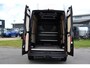 Volkswagen Crafter 35 2.0 TDI L3H3 4Motion Black Edition Full options! Adaptieve Cruise, Camera, Carplay, Stoelverwarming, LED, 4x4, Automaat, 177pk, Clima, Trekhaak, Uniek!
