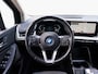 BMW 2-Serie Active Tourer 225e xDrive Plugin hybrid | SOH 96% | Carplay | Camera | Stoelverwarming | Privacy glass