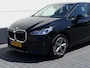 BMW 2-Serie Active Tourer 225e xDrive Plugin hybrid | SOH 96% | Carplay | Camera | Stoelverwarming | Privacy glass
