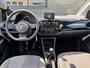 Volkswagen Up! 1.0 move up! BlueMotion / Airco / Navigatie / Dealer onderhouden!