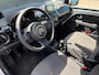Volkswagen Up! 1.0 move up! BlueMotion / Airco / Navigatie / Dealer onderhouden!