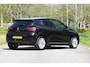 Renault Clio 1.0 TCe Zen / Multimedia systeem / Parkeersensoren / Trekhaak / stoelverwarming / Airco met climate control / enz.