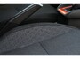 Renault Clio 1.0 TCe Zen / Multimedia systeem / Parkeersensoren / Trekhaak / stoelverwarming / Airco met climate control / enz.