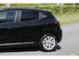 Renault Clio 1.0 TCe Zen / Multimedia systeem / Parkeersensoren / Trekhaak / stoelverwarming / Airco met climate control / enz.