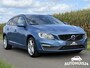 Volvo V60 2.0 T3 Momentum 2016|153pk|Navi|PDC v/a|1e eigenaar|Power Blue