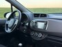 Toyota Yaris 1.3 VVT-i Aspiration | Cruise | NAV | 1 EIG | Camera