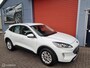 Ford Kuga 2.5 FHEV. Mild hybride zonder stekker. Compleet !!