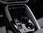 Audi Q5 e-hybrid quattro S edition Competition 367 PK · Panorama dak · Trekhaak elek. wegklapbaar · bijrijdersdisplay · 21" LM Velgen