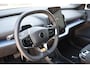 Volvo EX30 Cross Country 428PK Twin Performance Ultra AWD / Cross Country Experience-pakket/ Adaptieve cruise control/ Panoramadak/ BLIS/ Parkeersensoren met 360 camera / Getint Glas / Stoel en stuurwielverwarming / Elektrische stoelen / Apple carplay / Elektrische achterklep / Keyless entry