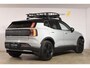 Volvo EX30 Cross Country 428PK Twin Performance Ultra AWD / Cross Country Experience-pakket/ Adaptieve cruise control/ Panoramadak/ BLIS/ Parkeersensoren met 360 camera / Getint Glas / Stoel en stuurwielverwarming / Elektrische stoelen / Apple carplay / Elektrische achterklep / Keyless entry