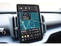 Volvo EX30 Cross Country 428PK Twin Performance Ultra AWD / Cross Country Experience-pakket/ Adaptieve cruise control/ Panoramadak/ BLIS/ Parkeersensoren met 360 camera / Getint Glas / Stoel en stuurwielverwarming / Elektrische stoelen / Apple carplay / Elektrische achterklep / Keyless entry