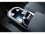 Volvo EX30 Cross Country 428PK Twin Performance Ultra AWD / Cross Country Experience-pakket/ Adaptieve cruise control/ Panoramadak/ BLIS/ Parkeersensoren met 360 camera / Getint Glas / Stoel en stuurwielverwarming / Elektrische stoelen / Apple carplay / Elektrische achterklep / Keyless entry
