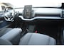 Volvo EX30 Cross Country 428PK Twin Performance Ultra AWD / Cross Country Experience-pakket/ Adaptieve cruise control/ Panoramadak/ BLIS/ Parkeersensoren met 360 camera / Getint Glas / Stoel en stuurwielverwarming / Elektrische stoelen / Apple carplay / Elektrische achterklep / Keyless entry