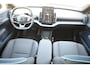 Volvo EX30 Cross Country 428PK Twin Performance Ultra AWD / Cross Country Experience-pakket/ Adaptieve cruise control/ Panoramadak/ BLIS/ Parkeersensoren met 360 camera / Getint Glas / Stoel en stuurwielverwarming / Elektrische stoelen / Apple carplay / Elektrische achterklep / Keyless entry