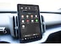 Volvo EX30 Cross Country 428PK Twin Performance Ultra AWD / Cross Country Experience-pakket/ Adaptieve cruise control/ Panoramadak/ BLIS/ Parkeersensoren met 360 camera / Getint Glas / Stoel en stuurwielverwarming / Elektrische stoelen / Apple carplay / Elektrische achterklep / Keyless entry