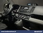 Volkswagen Crafter 2.0 TDI 140pk L4H3 L3H2 Euro6 Airco | 3000kg trekhaak | Cruisecontrol | Parkeersensoren Bijrijdersbank