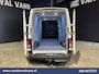Volkswagen Crafter 2.0 TDI 140pk L4H3 L3H2 Euro6 Airco | 3000kg trekhaak | Cruisecontrol | Parkeersensoren Bijrijdersbank