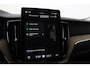 Volvo XC60 T8 Plug-in hybrid Plus Dark | ACC | Harman/Kardon | Panoramadak | Head-Up | Memory | Stoelventilatie