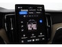 Volvo XC60 T8 Plug-in hybrid Plus Dark | ACC | Harman/Kardon | Panoramadak | Head-Up | Memory | Stoelventilatie