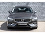 Volvo V60 2.0 B3 Inscription | Trekhaak | Parkeerverwarming | Panoramadak | Achteruitrijcamera | Parkeersensoren | Harman Kardon Audio | Stoelverwarming voor en achter |