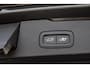 Volvo V60 2.0 B3 Inscription | Trekhaak | Parkeerverwarming | Panoramadak | Achteruitrijcamera | Parkeersensoren | Harman Kardon Audio | Stoelverwarming voor en achter |