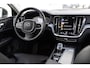 Volvo V60 2.0 B3 Inscription | Trekhaak | Parkeerverwarming | Panoramadak | Achteruitrijcamera | Parkeersensoren | Harman Kardon Audio | Stoelverwarming voor en achter |
