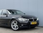 BMW 3-Serie Touring 318i Executive Automaat Navigatie/18inch.