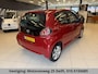 Toyota Aygo 1.0-12V ASPERATION RED MET LEDER + SPORTPACK AIRCO SLECHTS 125.000 KM