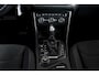 Volkswagen Tiguan 2.0 TSI 4Motion Highline Business R 180 PK | R-Line | Elek. Trekhaak | Adapt. Cruise | Stoel-+Bankverw. | PDC | Camera | NAV + App. Connect | ECC | Elek. Klep | LM 19" |