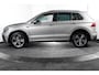 Volkswagen Tiguan 2.0 TSI 4Motion Highline Business R 180 PK | R-Line | Elek. Trekhaak | Adapt. Cruise | Stoel-+Bankverw. | PDC | Camera | NAV + App. Connect | ECC | Elek. Klep | LM 19" |