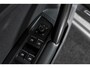 Volkswagen Tiguan 2.0 TSI 4Motion Highline Business R 180 PK | R-Line | Elek. Trekhaak | Adapt. Cruise | Stoel-+Bankverw. | PDC | Camera | NAV + App. Connect | ECC | Elek. Klep | LM 19" |