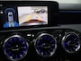 Mercedes-Benz A-klasse 250 e Business Solution AMG | Panoramaschuifdak | Stoelverwarming | Achteruitrijcamera | MULTIBEAM LED |