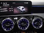 Mercedes-Benz A-klasse 250 e Business Solution AMG | Panoramaschuifdak | Stoelverwarming | Achteruitrijcamera | MULTIBEAM LED |