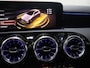 Mercedes-Benz A-klasse 250 e Business Solution AMG | Panoramaschuifdak | Stoelverwarming | Achteruitrijcamera | MULTIBEAM LED |
