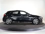 Mercedes-Benz A-klasse 250 e Business Solution AMG | Panoramaschuifdak | Stoelverwarming | Achteruitrijcamera |  MULTIBEAM LED |