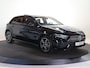 Mercedes-Benz A-klasse 250 e Business Solution AMG | Panoramaschuifdak | Stoelverwarming | Achteruitrijcamera |  MULTIBEAM LED |
