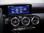 Mercedes-Benz A-klasse 250 e Business Solution AMG | Panoramaschuifdak | Stoelverwarming | Achteruitrijcamera |  MULTIBEAM LED |