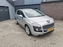 Peugeot 3008 1.6 VTi Première,Climate control,Cruise control,Panoramadak,Pakeersensoren,Trekhaak