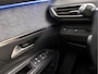 Peugeot 5008 1.2 PureTech Sport 7 Persoons Automaat (APPLE CARPLAY, GROOT NAVI, LEDER, KEYLESS, DRIVE MODE, SPORTSTOELEN, GETINT GLAS, PARKEERSENSOREN, NIEUWE APK, NIEUWSTAAT)